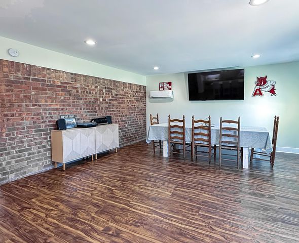 7991 Carrie Drive, Benton, AR 72019