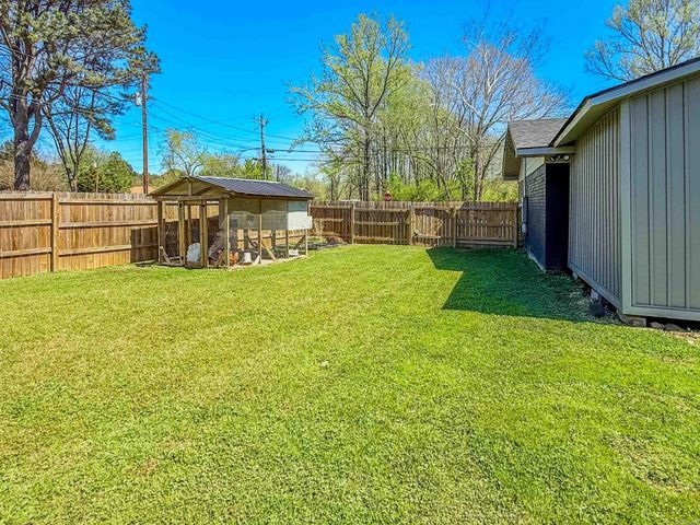 7991 Carrie Drive, Benton, AR 72019
