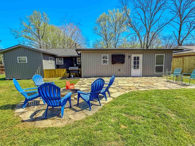 7991 Carrie Drive, Benton, AR 72019