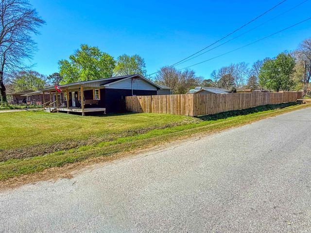 7991 Carrie Drive, Benton, AR 72019