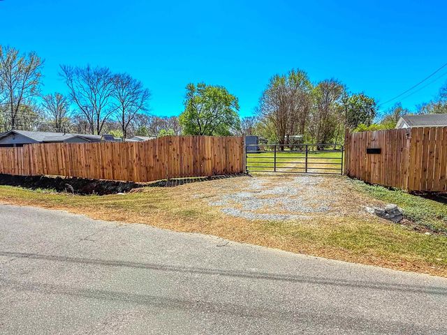 7991 Carrie Drive, Benton, AR 72019