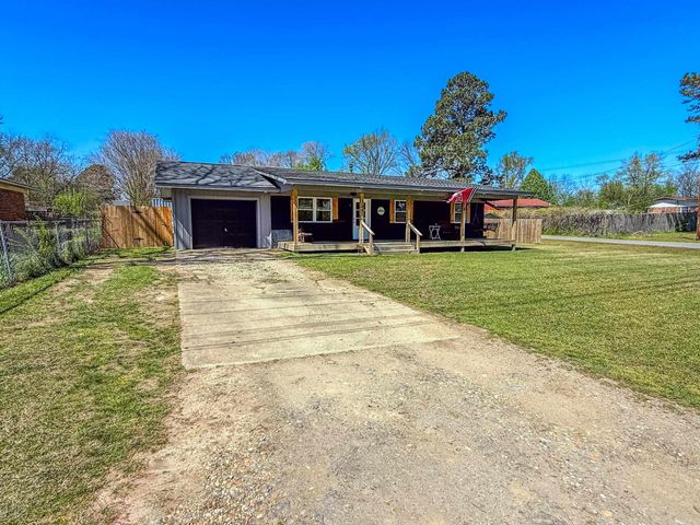 7991 Carrie Drive, Benton, AR 72019