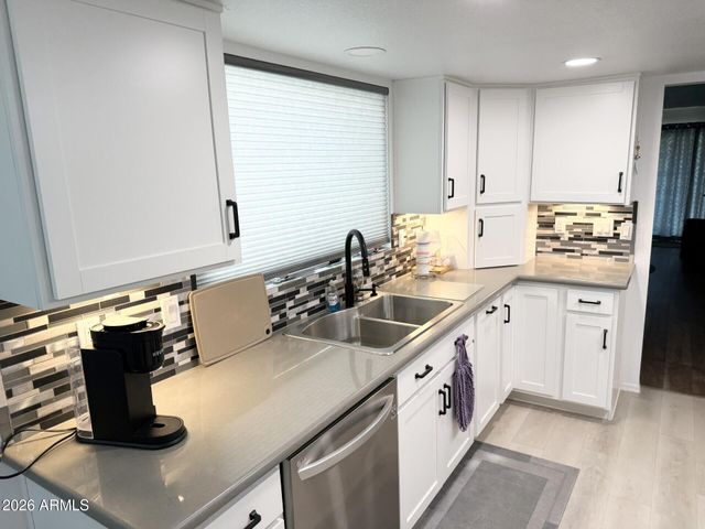 739 S ARROWWOOD Way, Mesa, AZ 85208