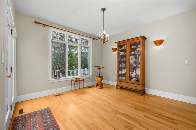 272 Falmouth Woods Rd, Falmouth, MA 02536