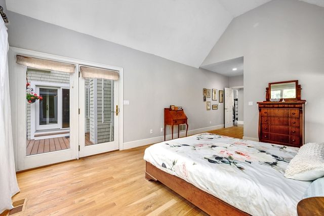 272 Falmouth Woods Rd, Falmouth, MA 02536
