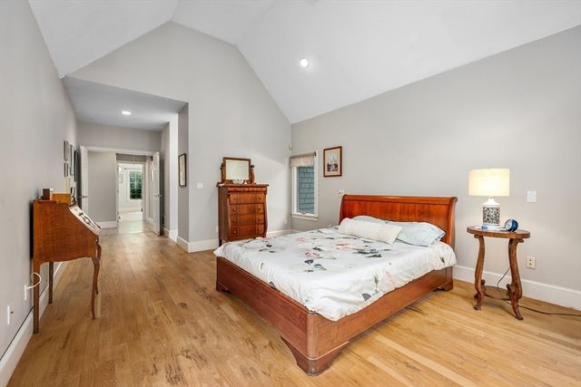 272 Falmouth Woods Rd, Falmouth, MA 02536
