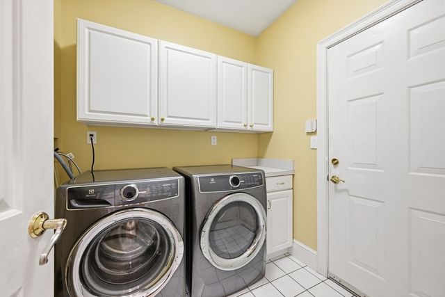 272 Falmouth Woods Rd, Falmouth, MA 02536
