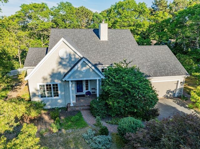 272 Falmouth Woods Rd, Falmouth, MA 02536