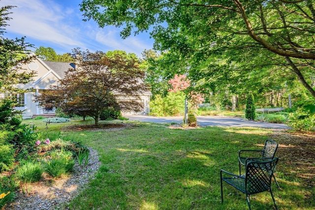 272 Falmouth Woods Rd, Falmouth, MA 02536