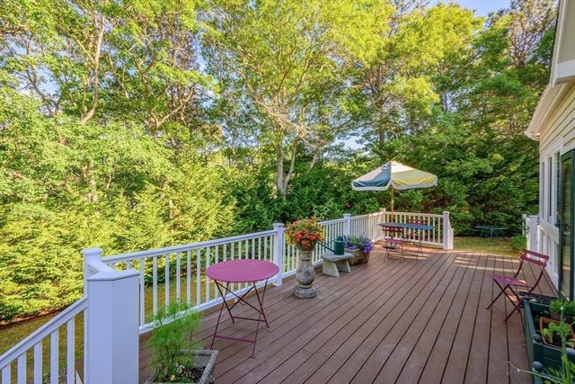 272 Falmouth Woods Rd, Falmouth, MA 02536