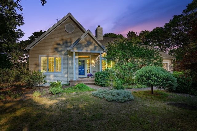 272 Falmouth Woods Rd, Falmouth, MA 02536