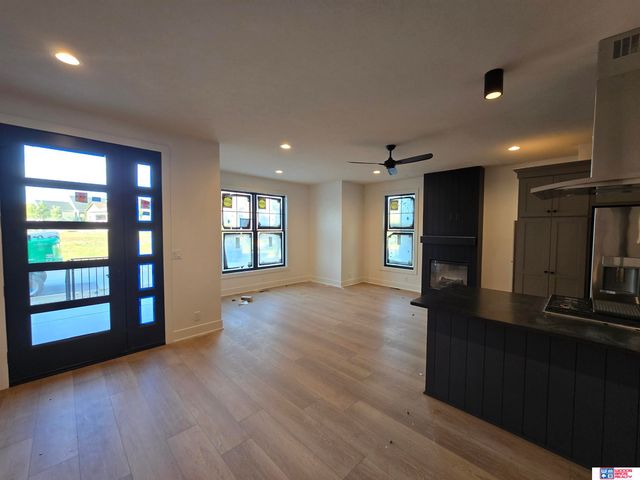 721 Blue Sage Boulevard, Lincoln, NE 68521