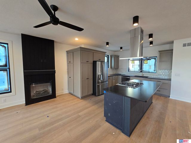 721 Blue Sage Boulevard, Lincoln, NE 68521