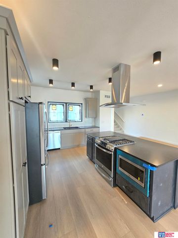 721 Blue Sage Boulevard, Lincoln, NE 68521