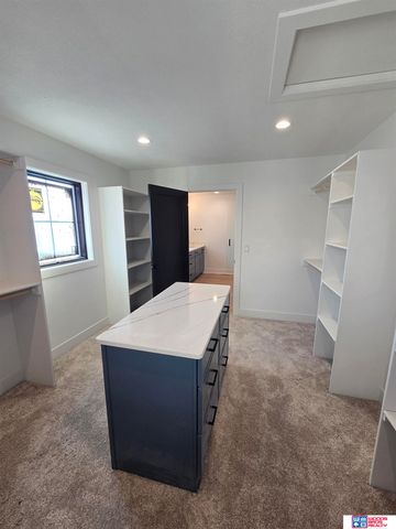 721 Blue Sage Boulevard, Lincoln, NE 68521