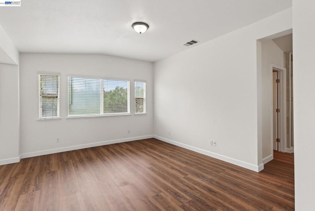 Image 24 of property listing at Address unavailable.