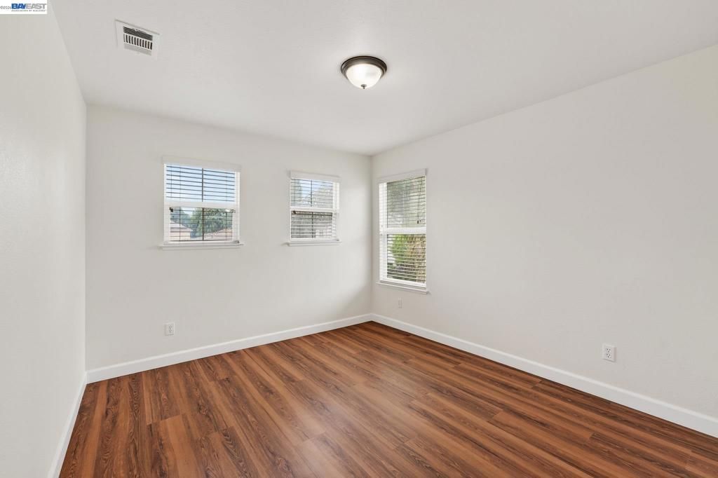 Image 35 of property listing at Address unavailable.