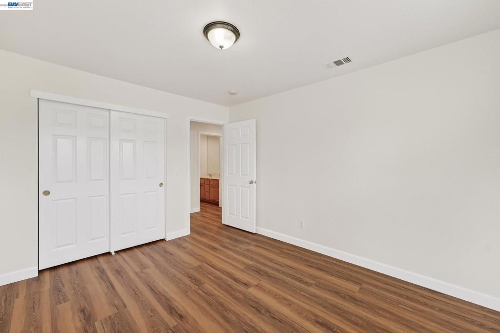 Image 36 of property listing at Address unavailable.