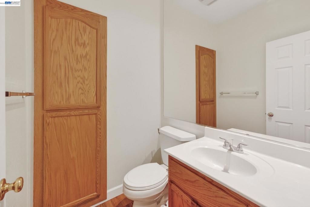 Image 44 of property listing at Address unavailable.