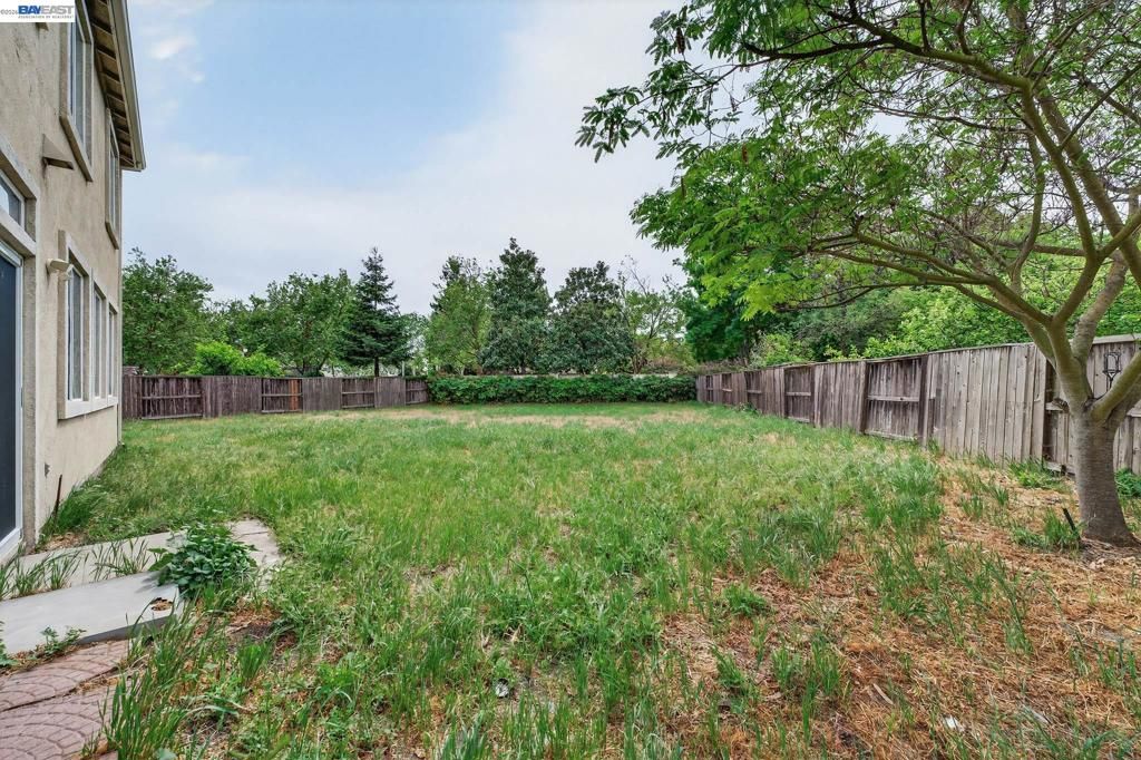 Image 49 of property listing at Address unavailable.