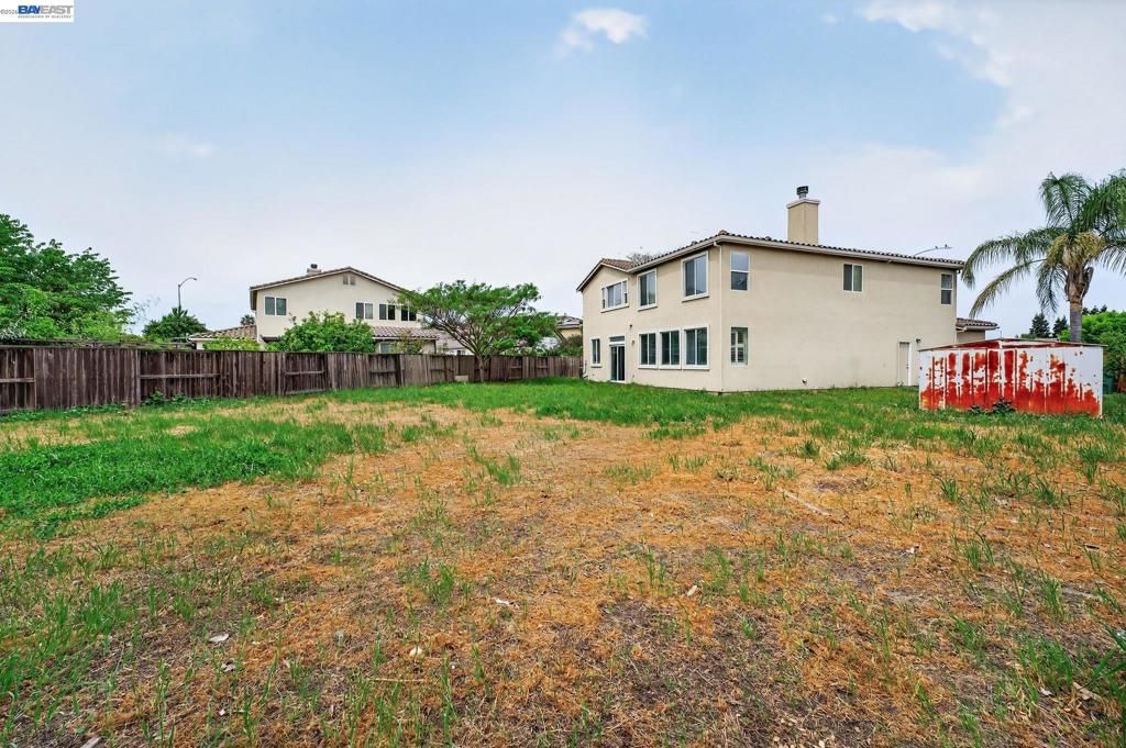 Image 51 of property listing at Address unavailable.