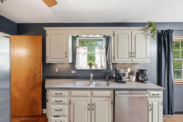 868 Hibner Avenue, Huntington, WV 25705