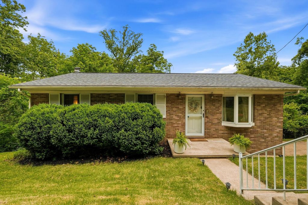 868 Hibner Avenue, Huntington, WV 25705