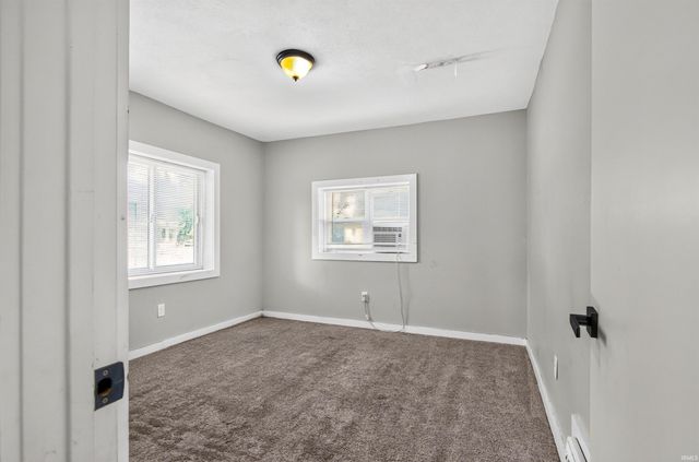 1529 Medora Street, South Bend, IN 46628