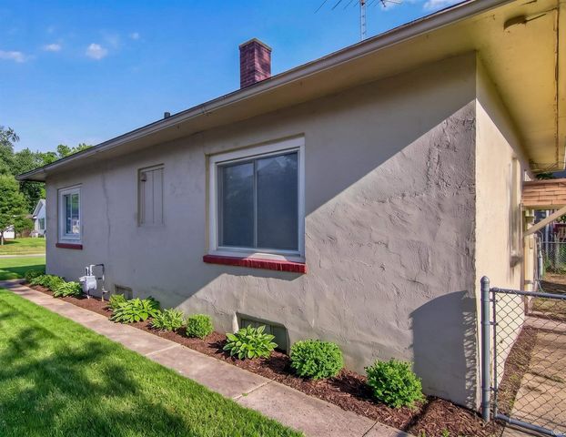 1529 Medora Street, South Bend, IN 46628