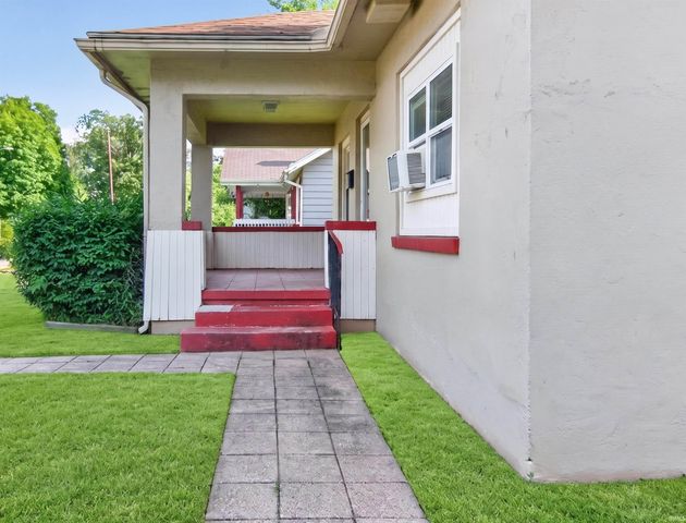 1529 Medora Street, South Bend, IN 46628