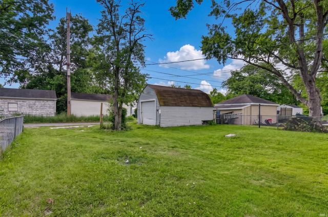 1529 Medora Street, South Bend, IN 46628