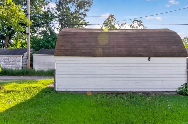 1529 Medora Street, South Bend, IN 46628
