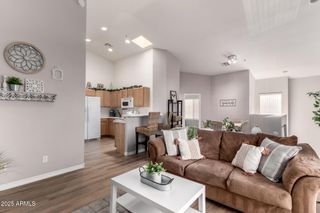 1406 W EMERALD Avenue 102, Mesa, AZ 85202