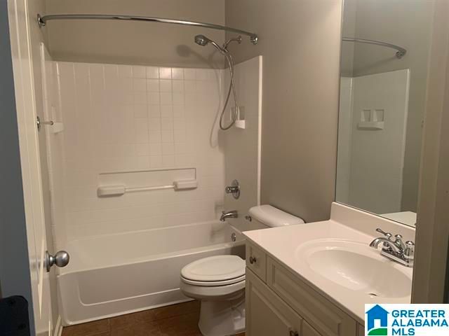 2074 ROSS PARK WAY, Hoover, AL 35244