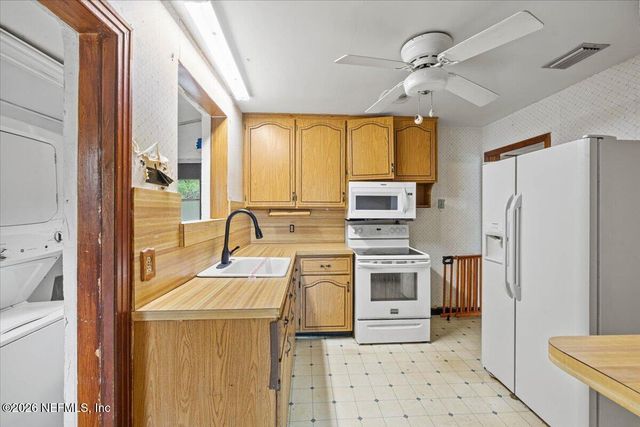 6309 MERCADO Drive, Jacksonville, FL 32210