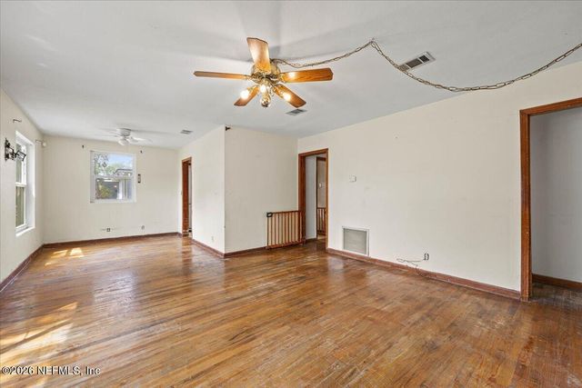 6309 MERCADO Drive, Jacksonville, FL 32210