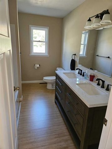 284 E Sternberg Road, Norton Shores, MI 49441