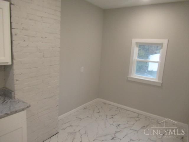 704 Greenwood Avenue, Cincinnati, OH 45229