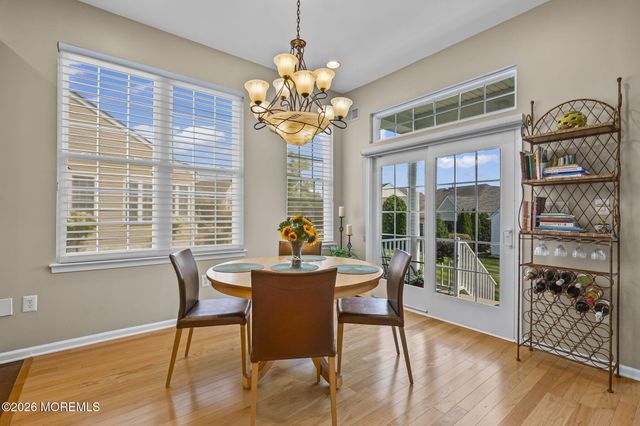 5 Ballybunion Drive, Monroe, NJ 08831