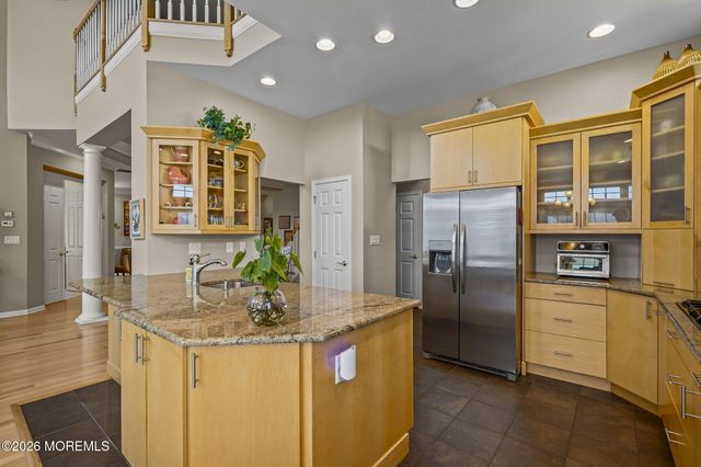 5 Ballybunion Drive, Monroe, NJ 08831