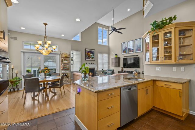 5 Ballybunion Drive, Monroe, NJ 08831