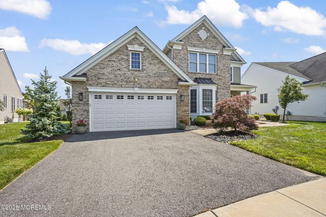 5 Ballybunion Drive, Monroe, NJ 08831