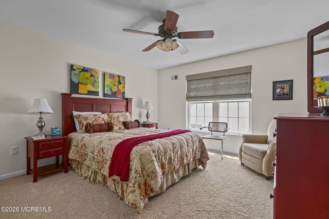 5 Ballybunion Drive, Monroe, NJ 08831