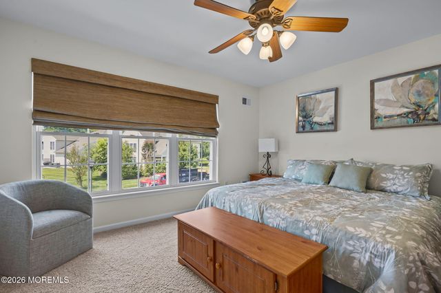 5 Ballybunion Drive, Monroe, NJ 08831