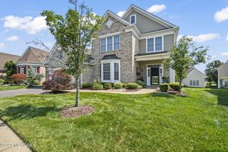 5 Ballybunion Drive, Monroe, NJ 08831