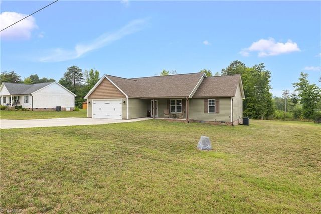 934 Gideon Grove Church Road, Stokesdale, NC 27357
