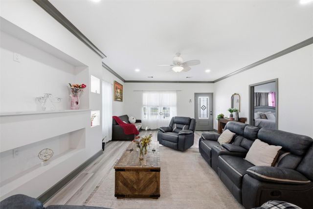 5153 Road 3540, Cleveland, TX 77327