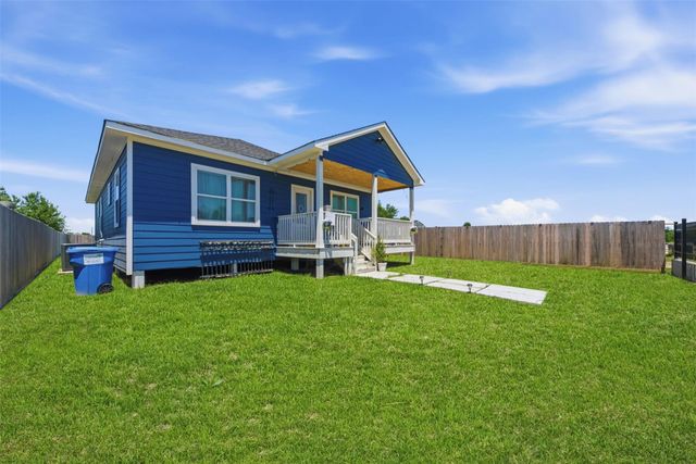 5153 Road 3540, Cleveland, TX 77327