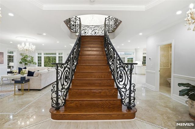 405 Liberty Road, Englewood, NJ 07631