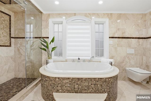 405 Liberty Road, Englewood, NJ 07631